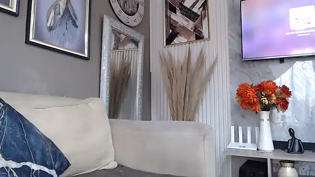 Snapshot of ThickyMinajxx chatting on March 1, 2026, 5:07 am ThickyMinajxx online show from March 1, 2026, 5:07 am