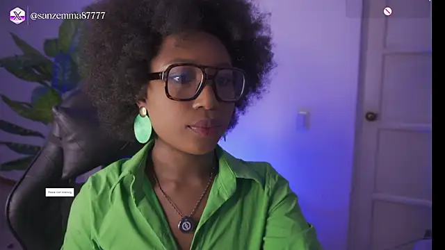 EmmaSanzz  online show from April 7, 2026, 12:18 pm