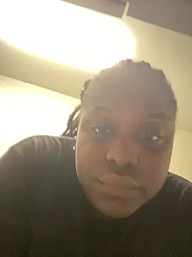 fantasygyal online show from June 11, 2026, 4:09 am