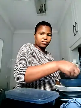 Snapshot of Cutegood2 chatting on March 17, 2025, 6:18 am Cutegood2 online show from March 17, 2025, 6:18 am