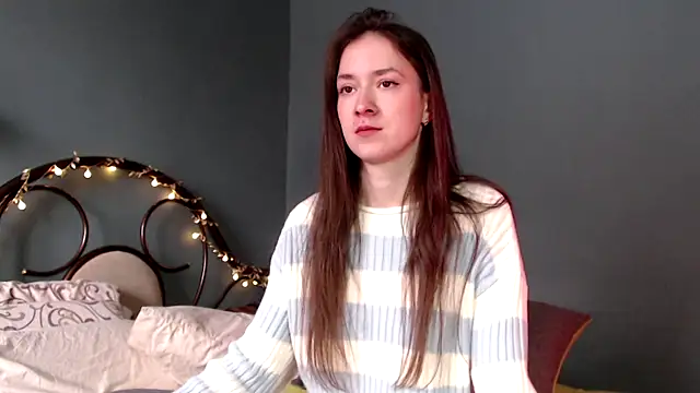 Snapshot of wow__kelly chatting on February 19, 2026, 12:02 pm wow kelly online show from February 19, 2026, 12:02 pm