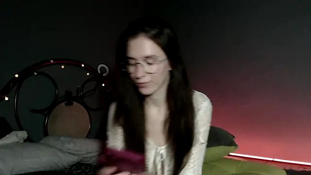Snapshot of wow__kelly chatting on January 6, 2025, 2:14 pm wow kelly online show from January 6, 2025, 2:14 pm
