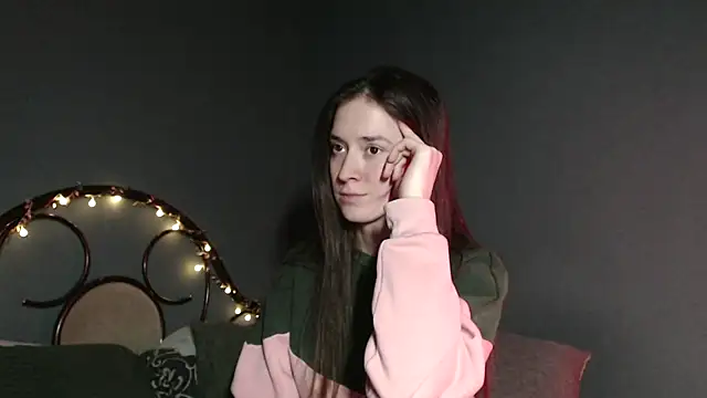 Snapshot of wow__kelly chatting on March 4, 2026, 3:42 pm wow kelly online show from March 4, 2026, 3:42 pm