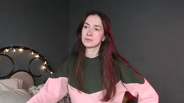 wow  kelly online show from April 18, 2026, 2:30 pm