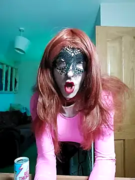 irishtommy1986 online show from December 15, 2025, 9:42 pm