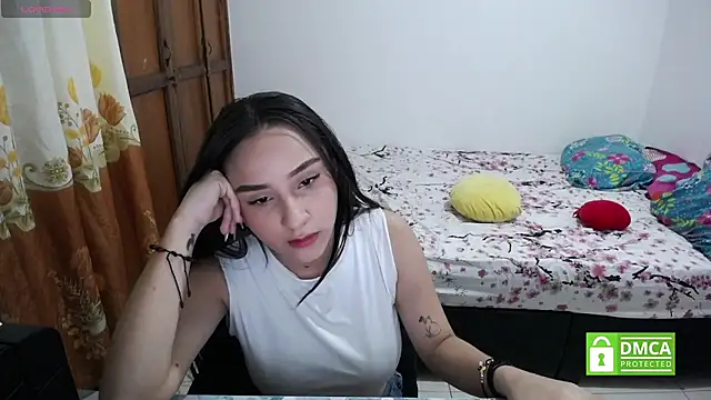 Snapshot of susana2523 chatting on November 6, 2025, 4:38 am susana2523 online show from November 6, 2025, 4:38 am