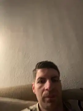 Ricoleckt online show from February 11, 2025, 5:18 pm