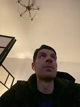 Ricoleckt online show from March 5, 2025, 9:26 pm