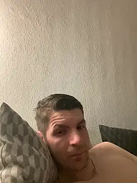 Ricoleckt online show from February 27, 2025, 11:37 pm