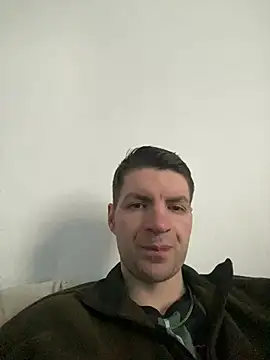 Ricoleckt online show from February 23, 2025, 4:02 pm