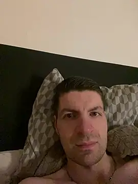 Ricoleckt online show from February 17, 2025, 8:16 pm