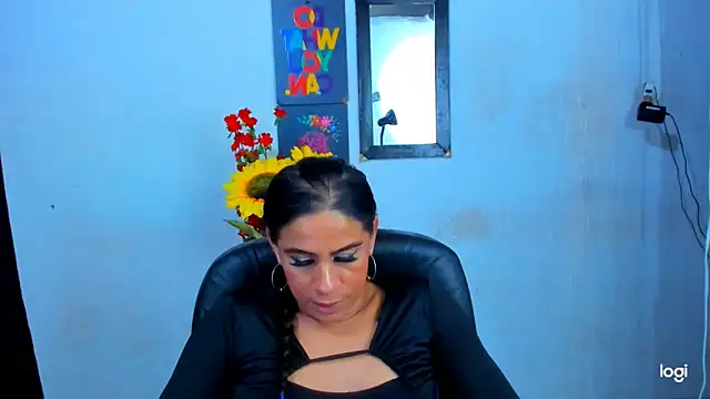 juanblakbigcock online show from April 12, 2026, 4:49 am