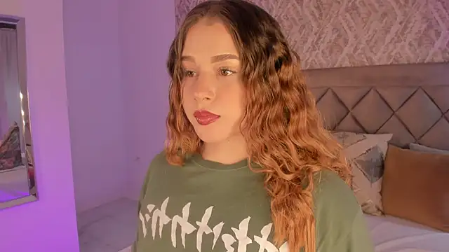Snapshot of Lady_lacey05 chatting on January 24, 2025, 5:53 pm Lady lacey05 online show from January 24, 2025, 5:53 pm