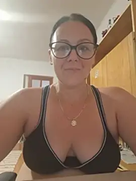 fekete demon online show from July 30, 2026, 1:10 pm