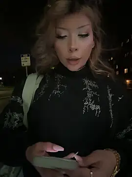 jackelinuh online show from April 11, 2026, 7:39 pm