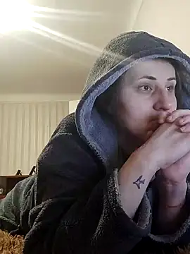 Snapshot of emeli_moon chatting on December 29, 2024, 4:07 pm emeli moon online show from December 29, 2024, 4:07 pm
