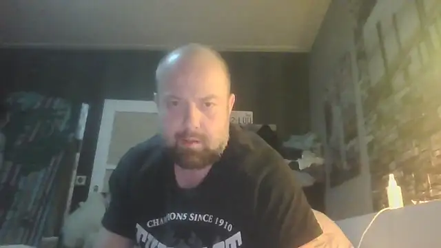 Snapshot of Prehistorixxx2686 chatting on December 19, 2025, 12:36 am Prehistorixxx2686 online show from December 19, 2025, 12:36 am