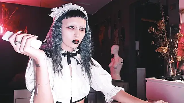 god x girl online show from December 1, 2024, 5:51 pm