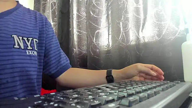 Snapshot of samantha__wilson chatting on November 14, 2025, 1:59 pm samantha wilson online show from November 14, 2025, 1:59 pm