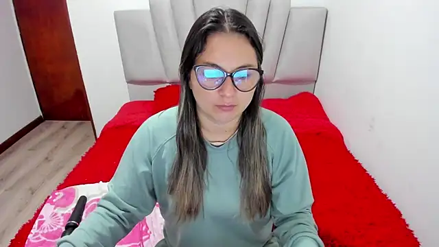 Snapshot of samantha__wilson chatting on February 22, 2026, 12:24 am samantha wilson online show from February 22, 2026, 12:24 am