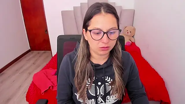 Snapshot of samantha__wilson chatting on February 13, 2026, 1:55 pm samantha wilson online show from February 13, 2026, 1:55 pm