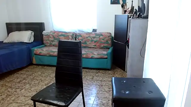 danasantoreal online show from May 16, 2026, 7:29 am
