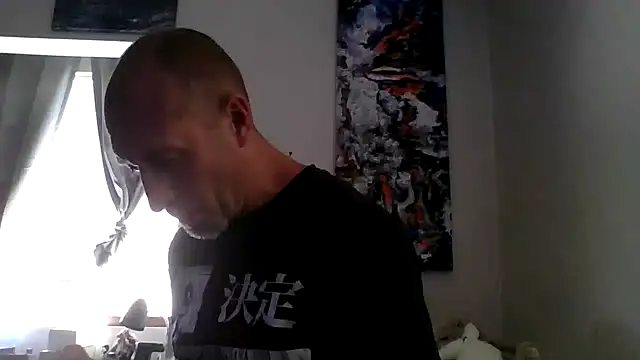 Snapshot of El_Gizmo chatting on April 28, 2026, 7:29 pm El Gizmo online show from April 28, 2026, 7:29 pm