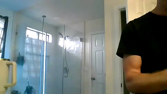 Snapshot of El_Gizmo chatting on May 22, 2026, 5:00 pm El Gizmo online show from May 22, 2026, 5:00 pm