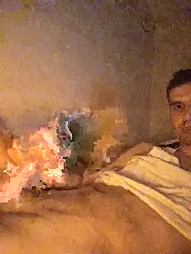 Snapshot of cemmblr chatting on November 3, 2025, 1:44 am cemmblr online show from November 3, 2025, 1:44 am