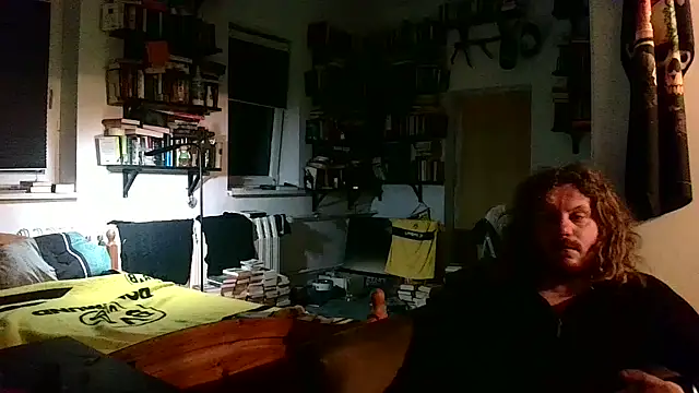 Snapshot of sunr1sa chatting on October 22, 2025, 4:23 am sunr1sa online show from October 22, 2025, 4:23 am