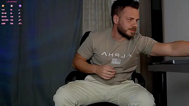 juliusmasters online show from October 19, 2025, 6:54 pm