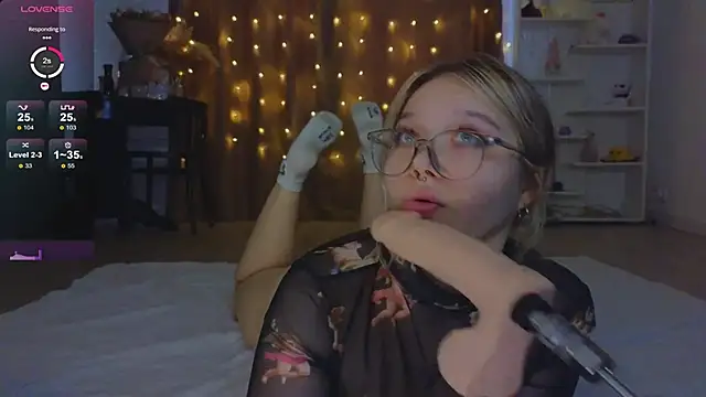 May aster online show from March 5, 2025, 6:12 am