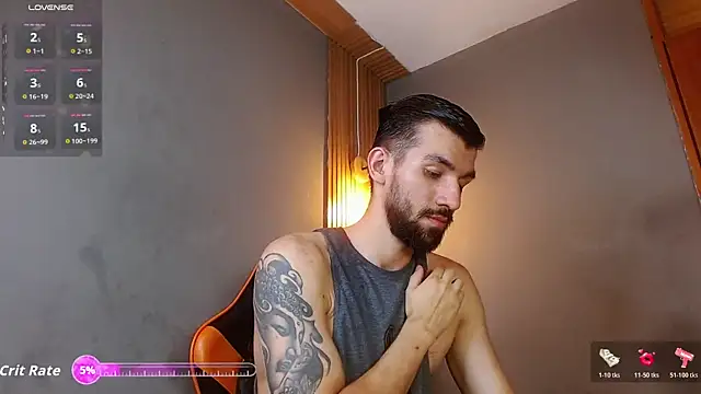 Snapshot of Mr_WhiteCock chatting on May 12, 2026, 11:33 pm Mr WhiteCock online show from May 12, 2026, 11:33 pm
