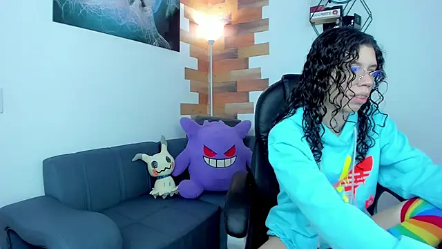 Snapshot of Angel_Dust18 chatting on March 2, 2025, 8:25 pm Angel Dust18 online show from March 2, 2025, 8:25 pm