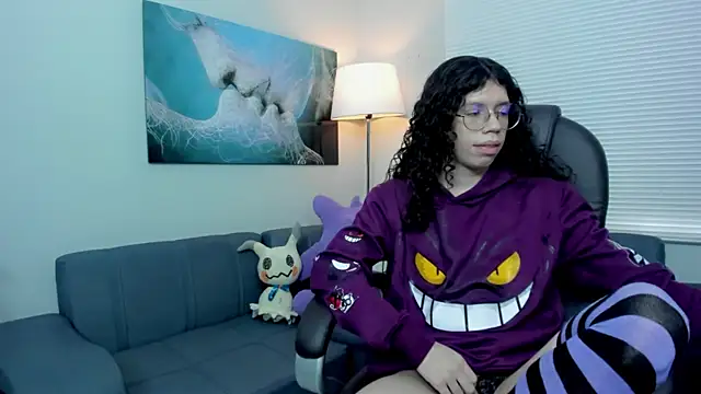 Snapshot of Angel_Dust18 chatting on October 6, 2025, 2:40 pm Angel Dust18 online show from October 6, 2025, 2:40 pm