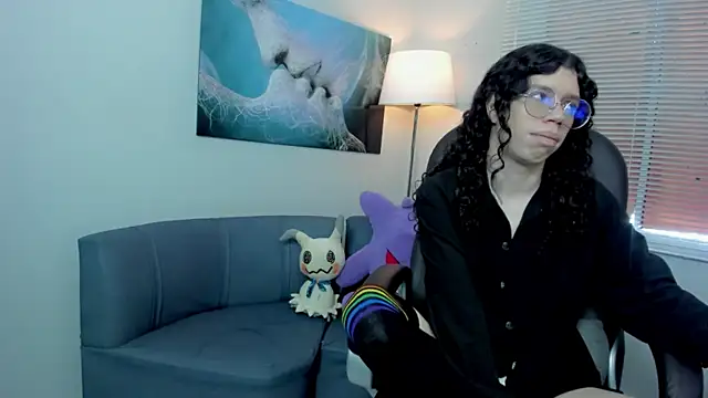 Snapshot of Angel_Dust18 chatting on November 4, 2025, 3:05 pm Angel Dust18 online show from November 4, 2025, 3:05 pm