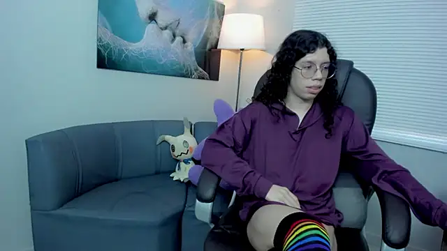 Snapshot of Angel_Dust18 chatting on November 7, 2025, 3:49 pm Angel Dust18 online show from November 7, 2025, 3:49 pm