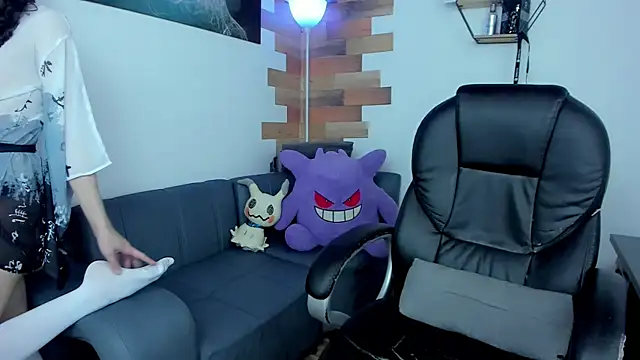 Snapshot of Angel_Dust18 chatting on March 21, 2025, 8:29 pm Angel Dust18 online show from March 21, 2025, 8:29 pm