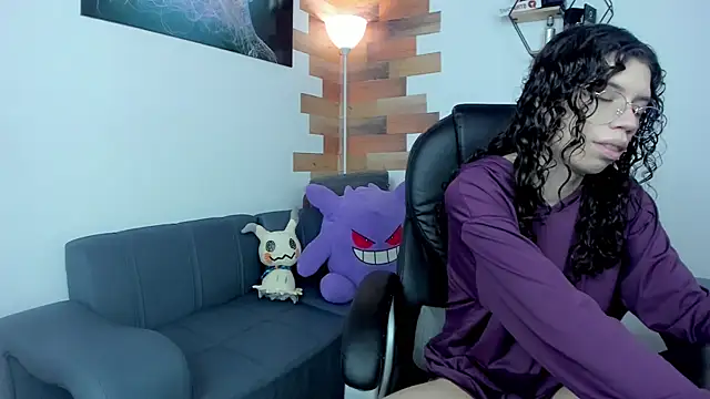 Snapshot of Angel_Dust18 chatting on March 13, 2025, 8:32 pm Angel Dust18 online show from March 13, 2025, 8:32 pm