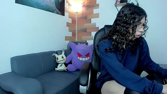 Snapshot of Angel_Dust18 chatting on March 6, 2025, 8:27 pm Angel Dust18 online show from March 6, 2025, 8:27 pm