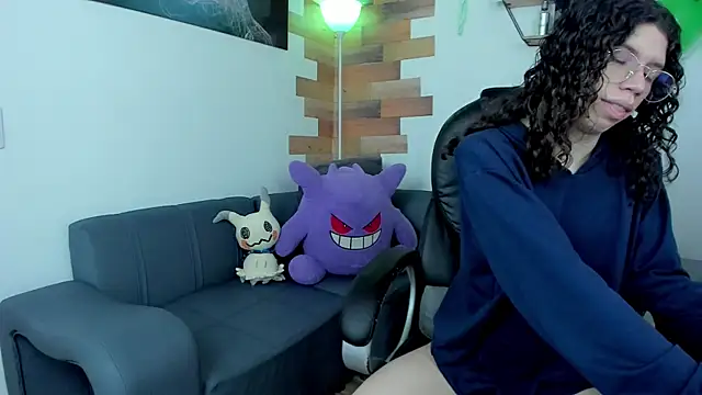 Snapshot of Angel_Dust18 chatting on March 18, 2025, 11:42 pm Angel Dust18 online show from March 18, 2025, 11:42 pm