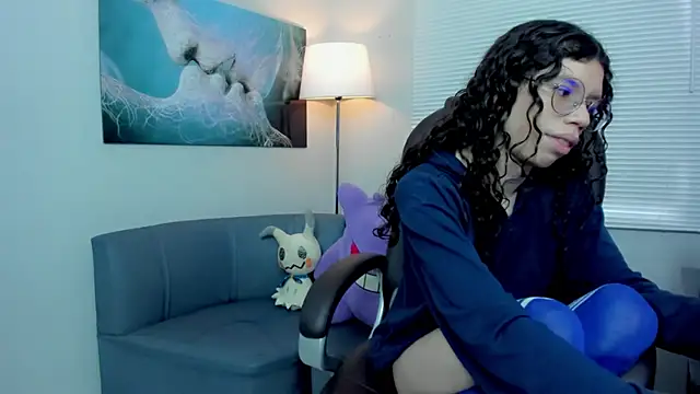 Snapshot of Angel_Dust18 chatting on November 25, 2025, 3:12 pm Angel Dust18 online show from November 25, 2025, 3:12 pm