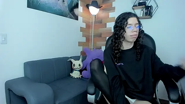 Snapshot of Angel_Dust18 chatting on February 22, 2025, 11:24 pm Angel Dust18 online show from February 22, 2025, 11:24 pm