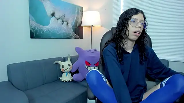 Snapshot of Angel_Dust18 chatting on September 8, 2025, 2:16 pm Angel Dust18 online show from September 8, 2025, 2:16 pm