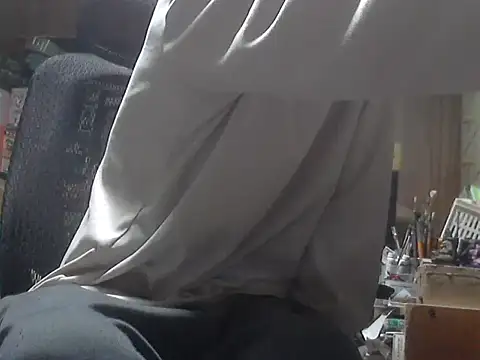 Snapshot of shikokichi55 chatting on March 20, 2025, 4:53 pm shikokichi55 online show from March 20, 2025, 4:53 pm