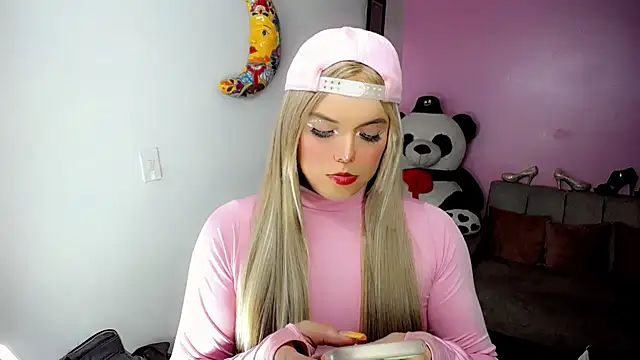 Snapshot of SweetKim21 chatting on March 1, 2025, 7:30 am SweetKim21 online show from March 1, 2025, 7:30 am