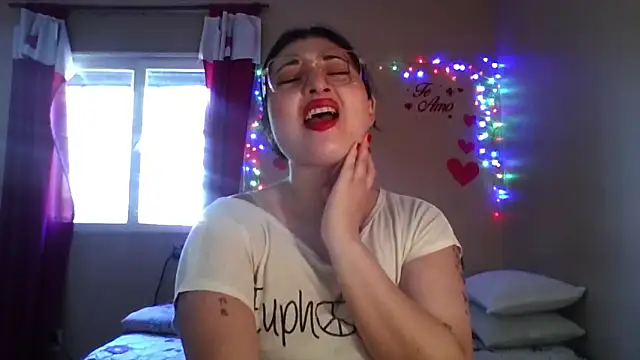 imsohornydacom online show from February 21, 2026, 5:48 pm