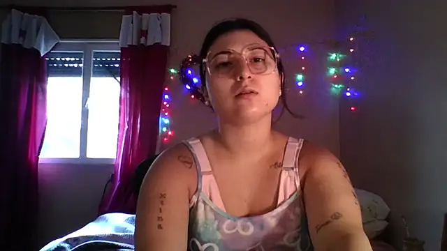 imsohornydacom online show from February 3, 2026, 5:40 pm