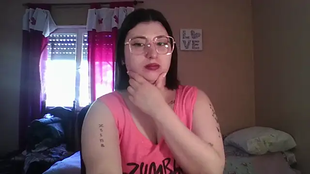 imsohornydacom online show from November 24, 2025, 6:41 pm