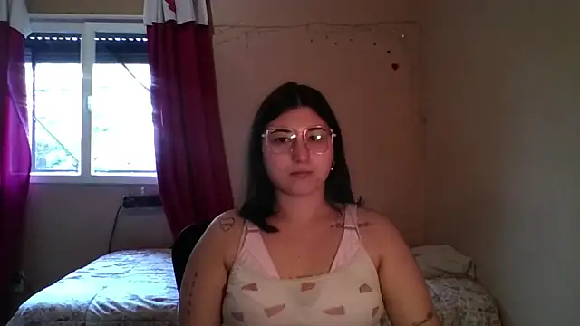 Snapshot of imsohornydacom chatting on April 19, 2026, 5:58 pm imsohornydacom online show from April 19, 2026, 5:58 pm